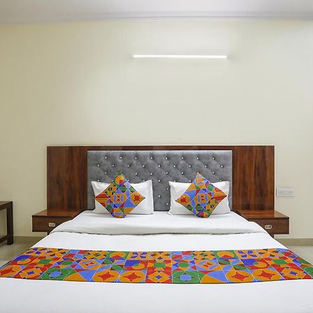 Fabexpress Asp Royal Residency Inn- Janakpuri Delhi  Buitenkant foto