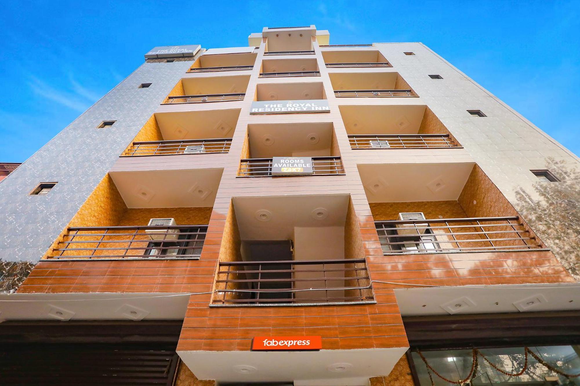 Fabexpress Asp Royal Residency Inn- Janakpuri Delhi  Buitenkant foto