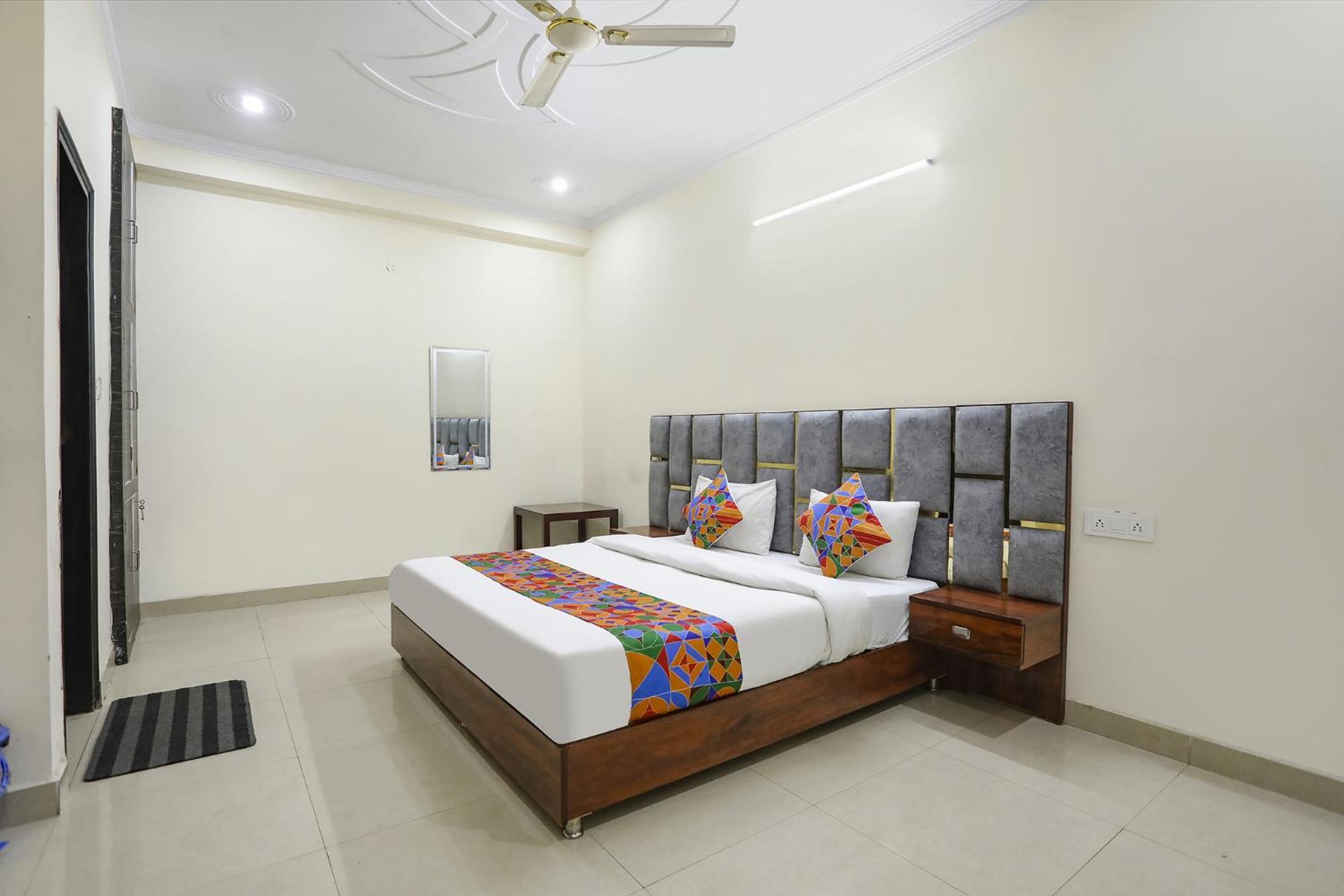 Fabexpress Asp Royal Residency Inn- Janakpuri Delhi  Buitenkant foto