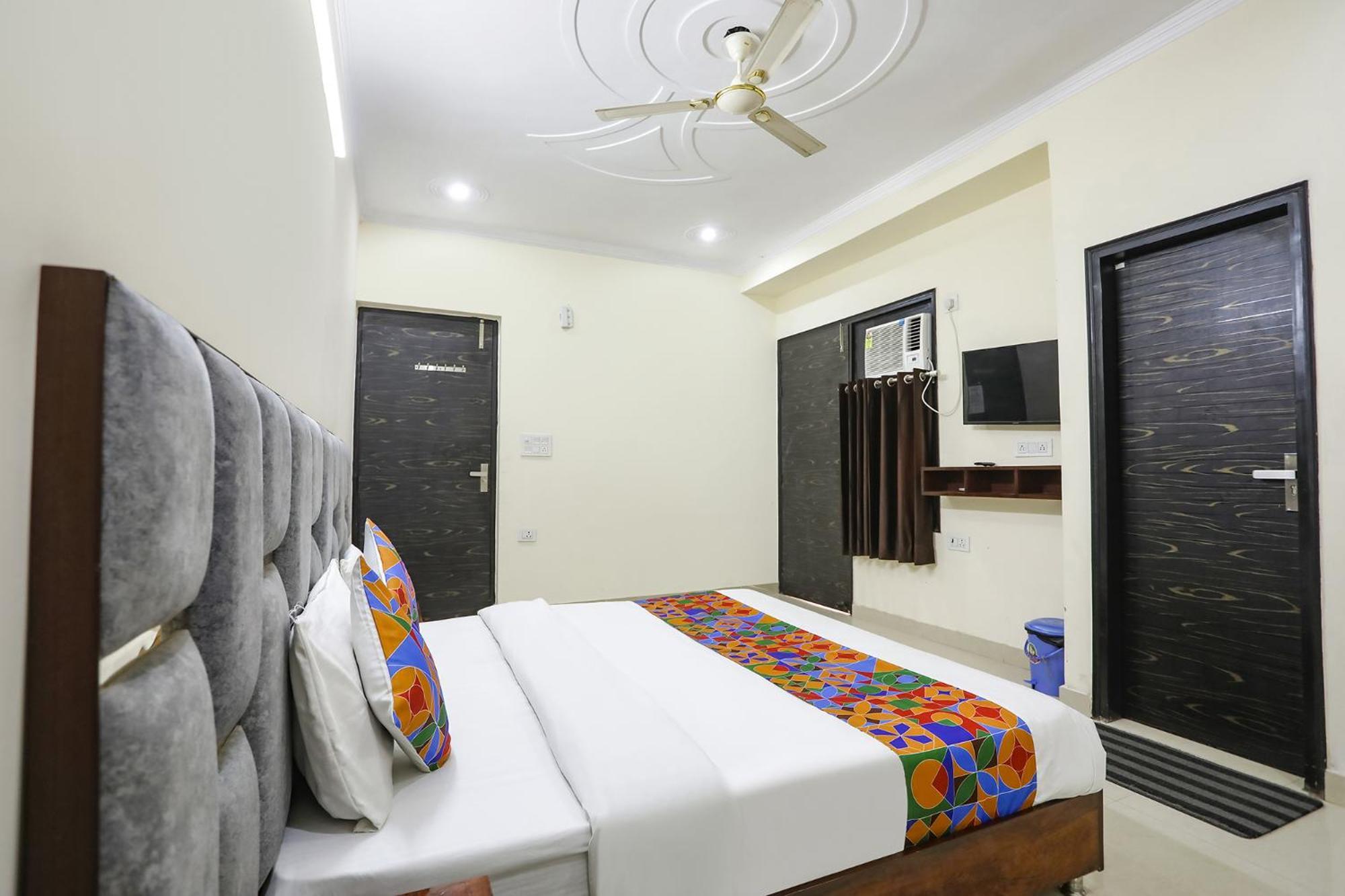 Fabexpress Asp Royal Residency Inn- Janakpuri Delhi  Buitenkant foto