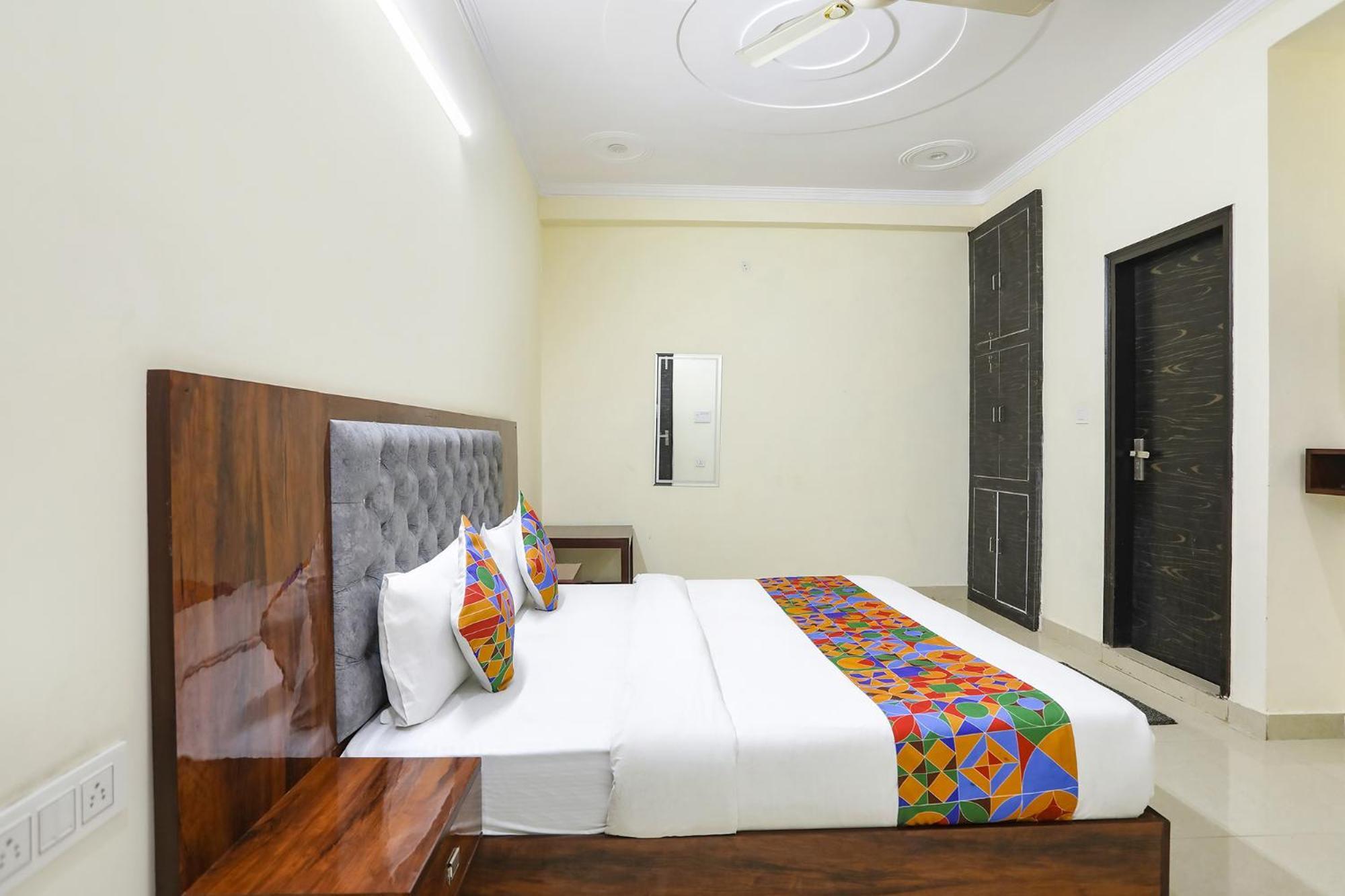 Fabexpress Asp Royal Residency Inn- Janakpuri Delhi  Buitenkant foto