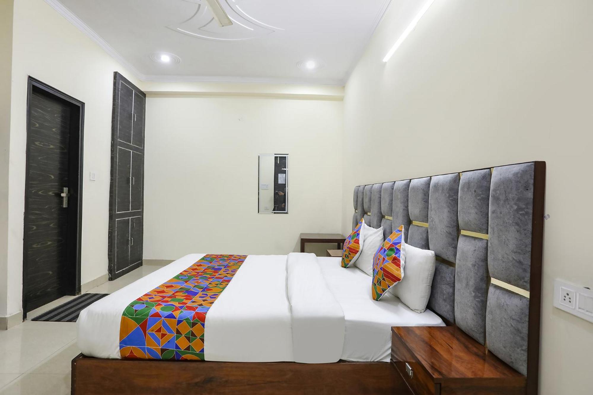 Fabexpress Asp Royal Residency Inn- Janakpuri Delhi  Buitenkant foto