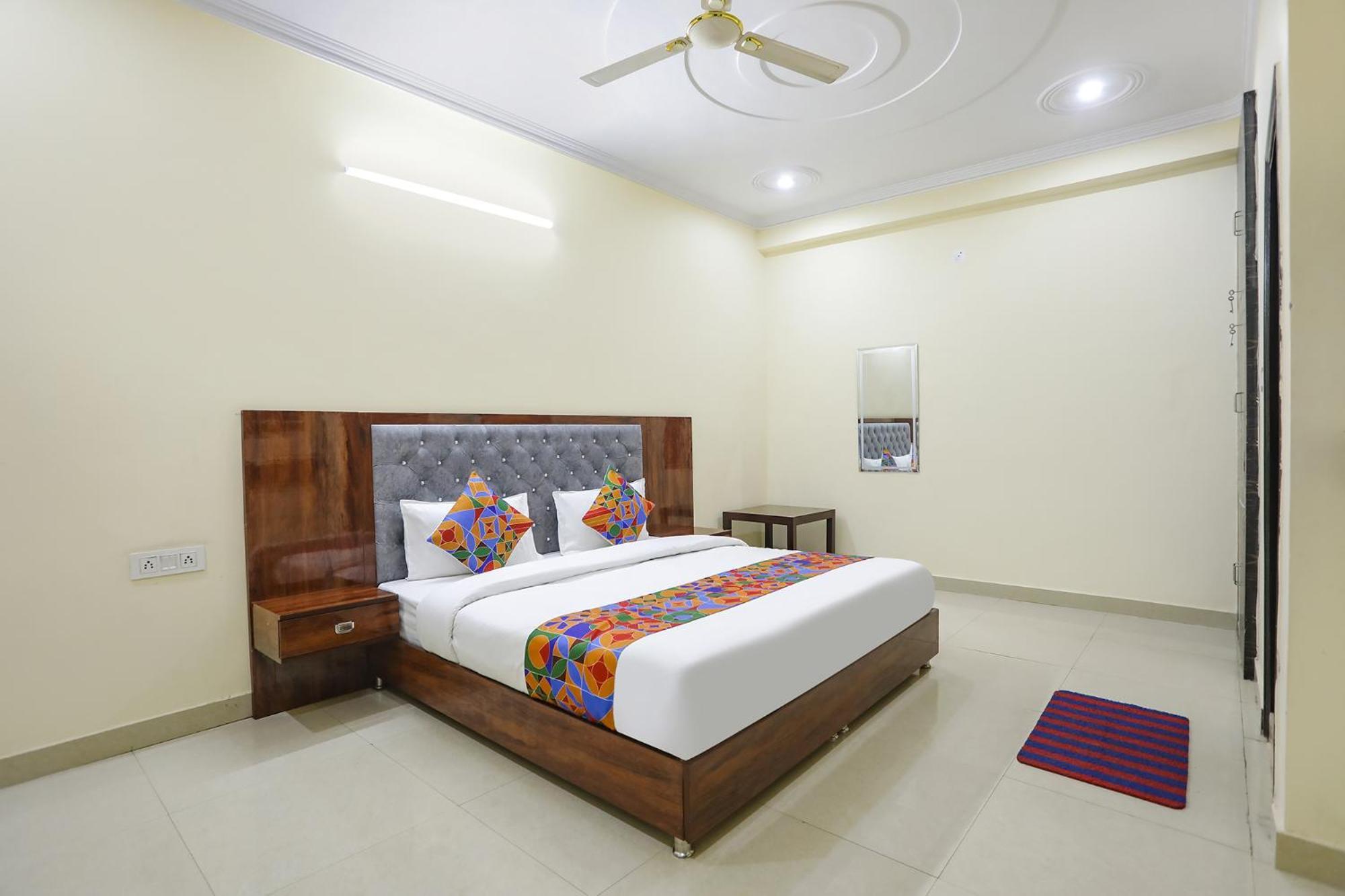 Fabexpress Asp Royal Residency Inn- Janakpuri Delhi  Buitenkant foto